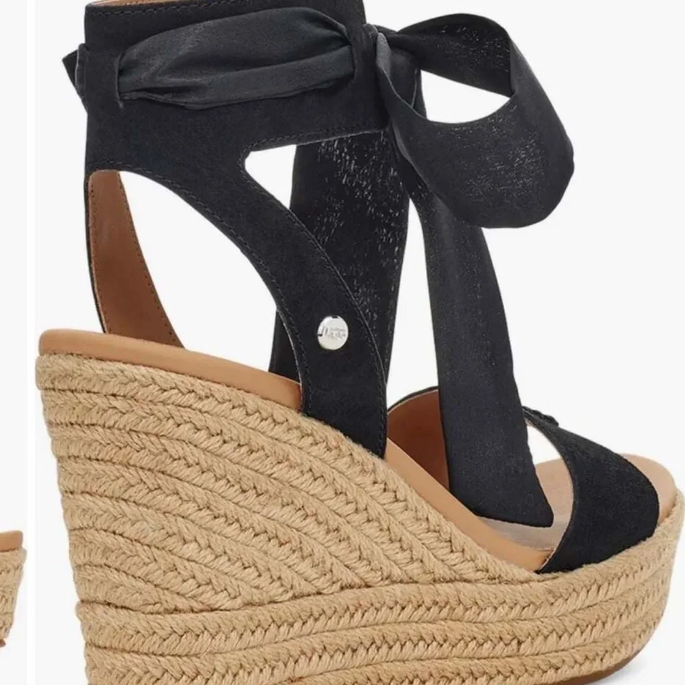 UGG Shiloh Espadrille‎ Platform Wedge Sandals, black.